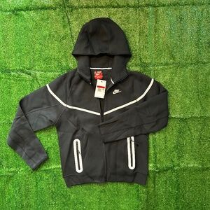 Reflective black Nike tech jacket for mens